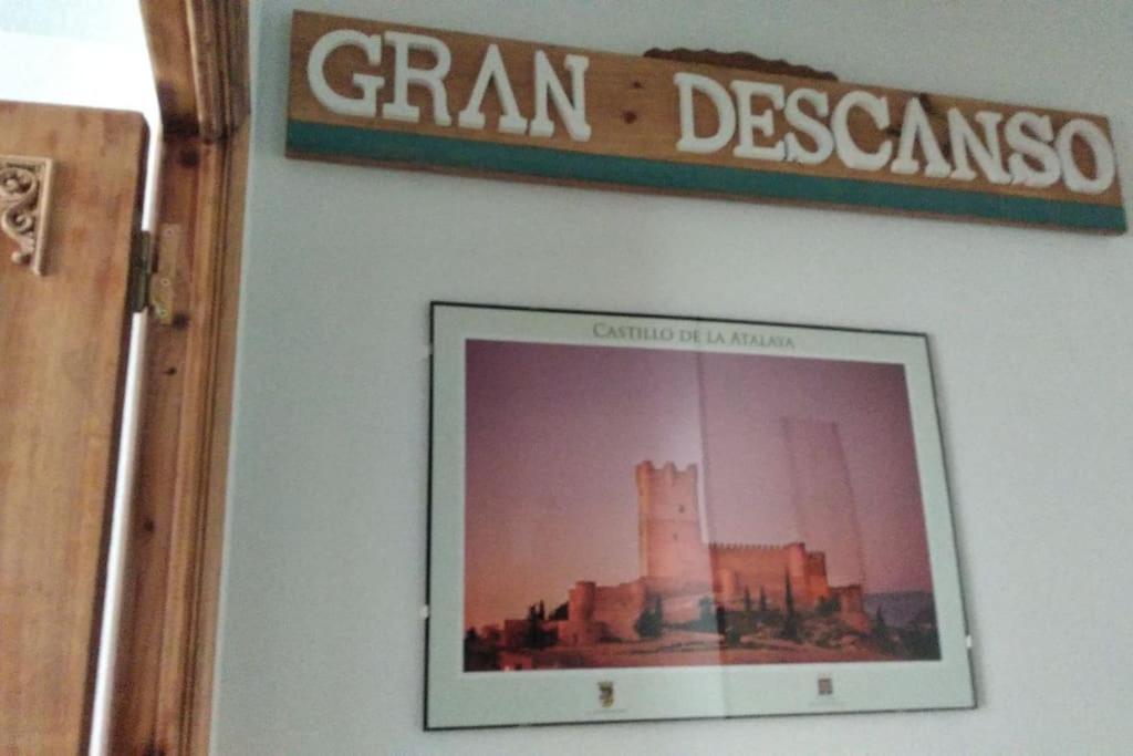 Alojamiento Gran Descanso Вилена Екстериор снимка